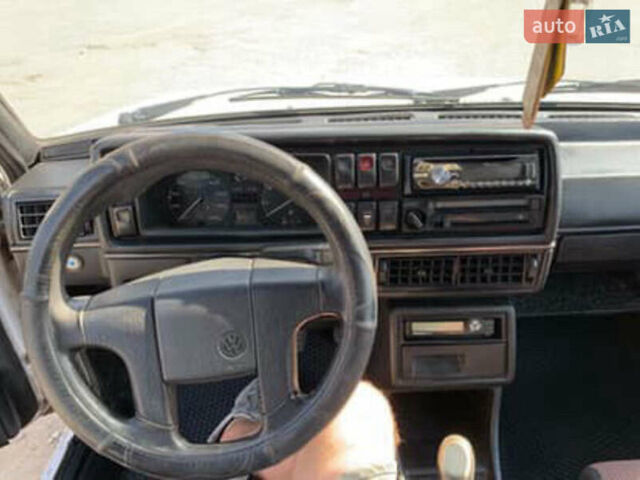 Белый Фольксваген Гольф, объемом двигателя 1.6 л и пробегом 278 тыс. км за 1000 $, фото 7 на Automoto.ua