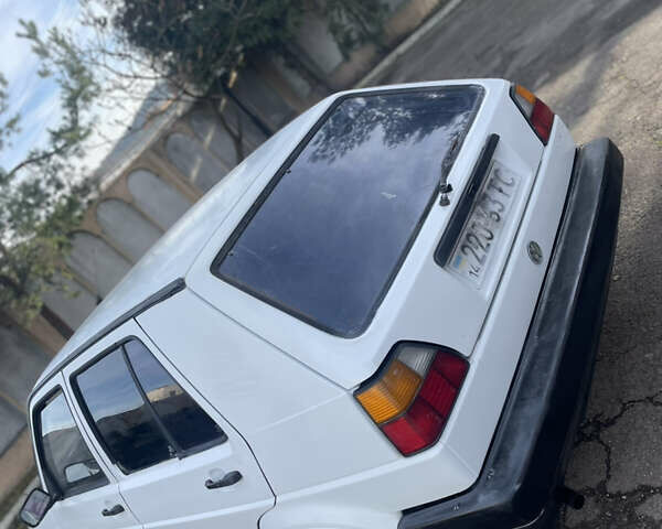 Білий Фольксваген Гольф, об'ємом двигуна 1.8 л та пробігом 400 тис. км за 750 $, фото 7 на Automoto.ua