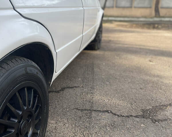 Білий Фольксваген Гольф, об'ємом двигуна 1.8 л та пробігом 400 тис. км за 750 $, фото 6 на Automoto.ua