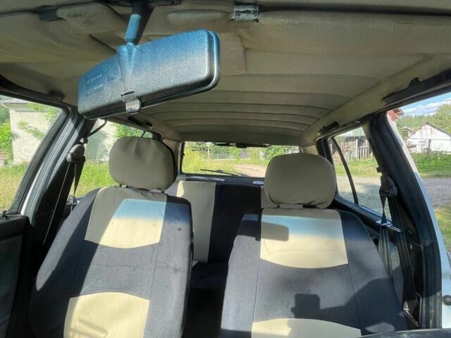 Білий Фольксваген Гольф, об'ємом двигуна 1.8 л та пробігом 999 тис. км за 700 $, фото 5 на Automoto.ua