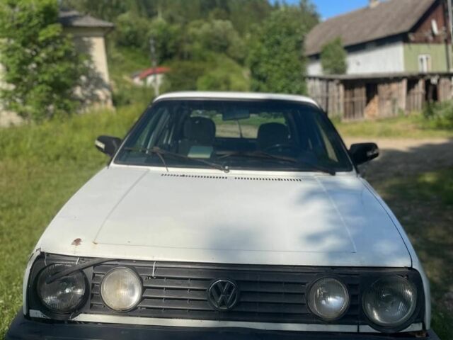 Білий Фольксваген Гольф, об'ємом двигуна 1.8 л та пробігом 999 тис. км за 700 $, фото 7 на Automoto.ua