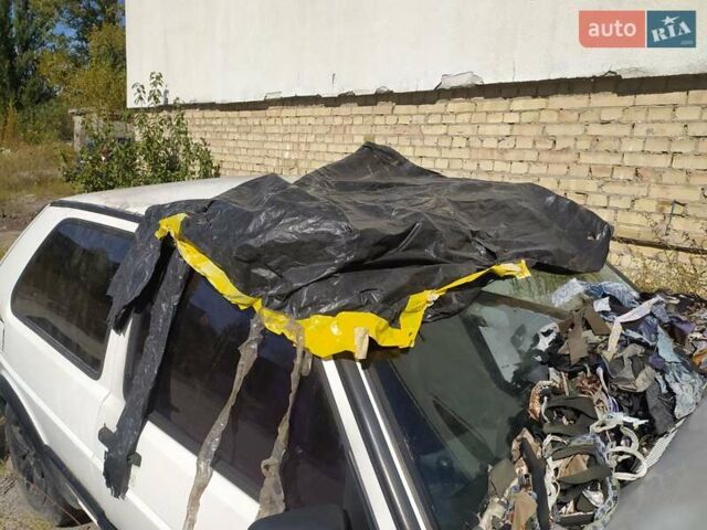Фольксваген Гольф 1989 в Киеве на Automoto.ua Белый Фольксваген Гольф, объемом двигателя 1.78 л и пробегом 150 тыс. км за 700 $, фото 3 на Automoto.ua