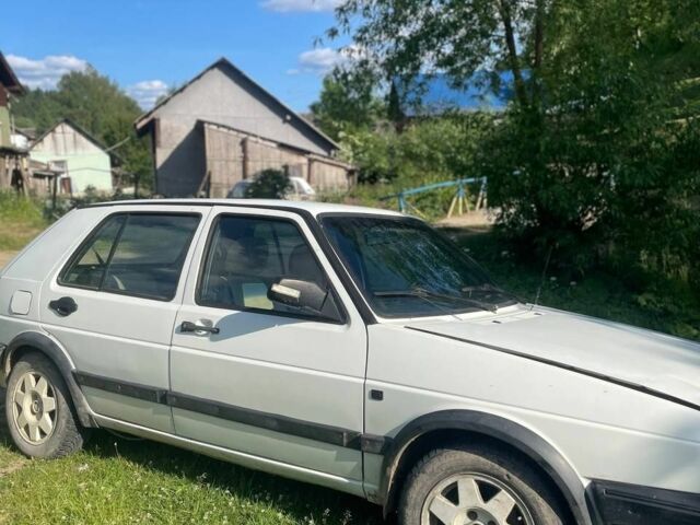 Білий Фольксваген Гольф, об'ємом двигуна 1.8 л та пробігом 999 тис. км за 700 $, фото 3 на Automoto.ua