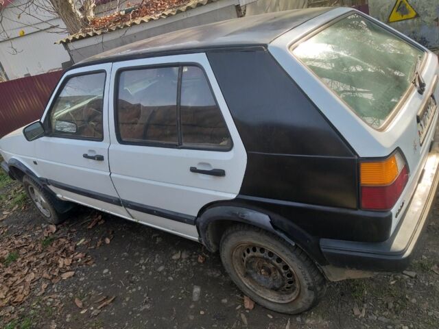 Белый Фольксваген Гольф, объемом двигателя 1.6 л и пробегом 80 тыс. км за 357 $, фото 2 на Automoto.ua