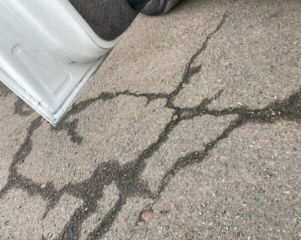 Белый Фольксваген Гольф, объемом двигателя 1.8 л и пробегом 400 тыс. км за 800 $, фото 6 на Automoto.ua