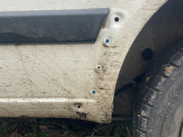 Білий Фольксваген Гольф, об'ємом двигуна 1.6 л та пробігом 400 тис. км за 1210 $, фото 4 на Automoto.ua