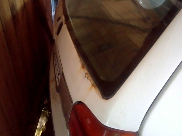 Белый Фольксваген Гольф, объемом двигателя 1.8 л и пробегом 100 тыс. км за 1910 $, фото 1 на Automoto.ua