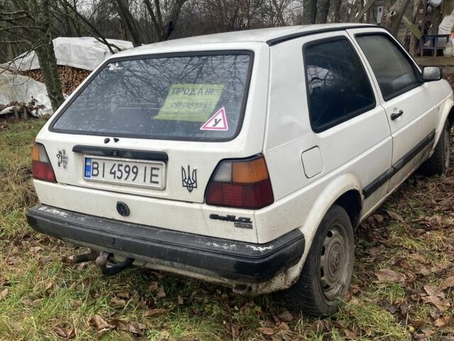 Білий Фольксваген Гольф, об'ємом двигуна 1.6 л та пробігом 400 тис. км за 1210 $, фото 6 на Automoto.ua