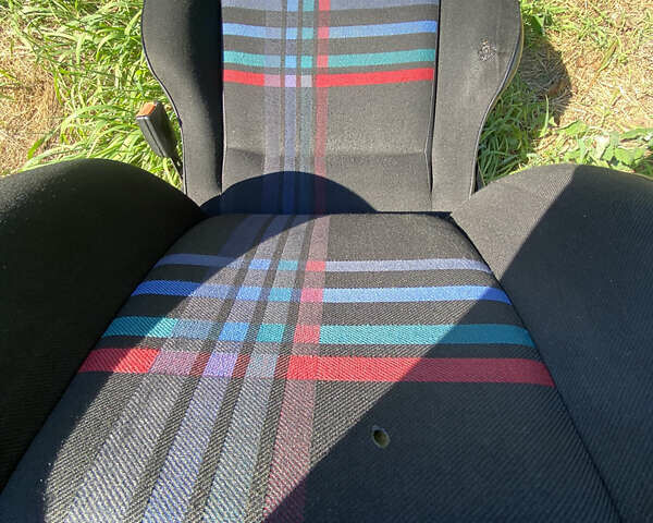 Белый Фольксваген Гольф, объемом двигателя 1.78 л и пробегом 160 тыс. км за 2100 $, фото 18 на Automoto.ua