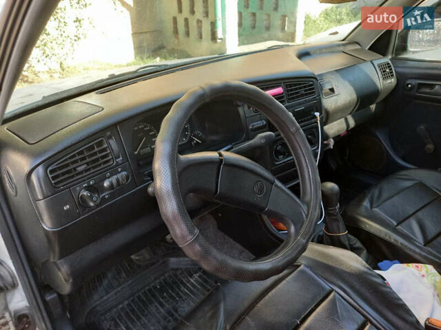 Белый Фольксваген Гольф, объемом двигателя 1.4 л и пробегом 580 тыс. км за 2300 $, фото 7 на Automoto.ua