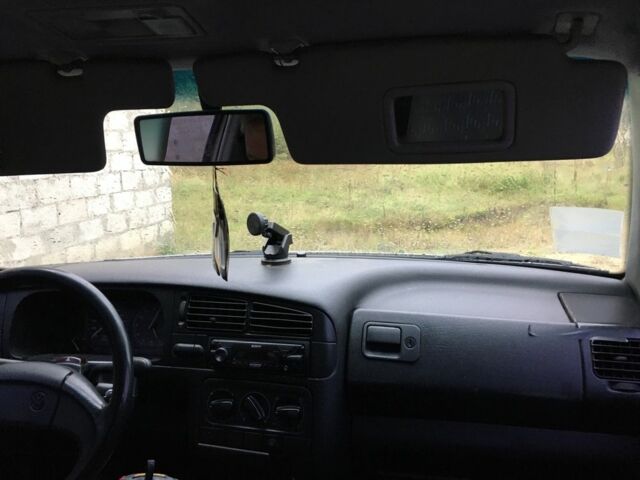 Белый Фольксваген Гольф, объемом двигателя 1.9 л и пробегом 179 тыс. км за 2699 $, фото 10 на Automoto.ua