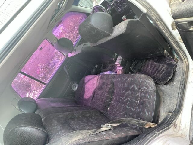 Фольксваген Гольф 1995 у Вінниці на Automoto.ua Білий Фольксваген Гольф, об'ємом двигуна 1.4 л та пробігом 200 тис. км за 1400 $, фото 5 на Automoto.ua