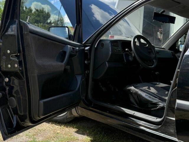 Белый Фольксваген Гольф, объемом двигателя 1.4 л и пробегом 259 тыс. км за 3000 $, фото 6 на Automoto.ua