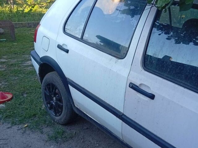 Фольксваген Гольф 1997 у Вольнянске на Automoto.ua Білий Фольксваген Гольф, об'ємом двигуна 1.4 л та пробігом 1 тис. км за 1300 $, фото 2 на Automoto.ua