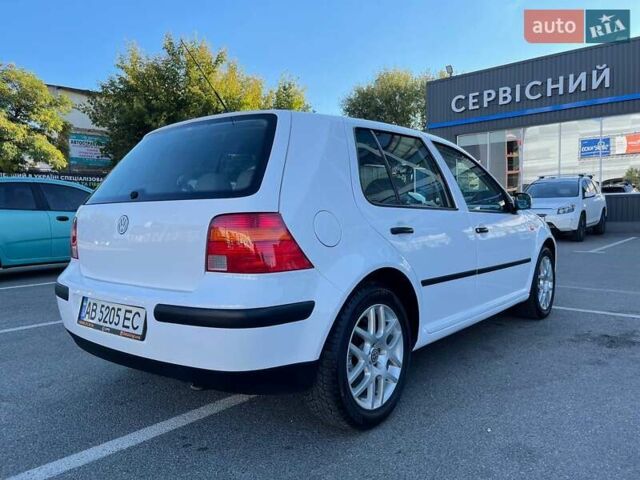 Білий Фольксваген Гольф, об'ємом двигуна 1.4 л та пробігом 226 тис. км за 4600 $, фото 16 на Automoto.ua