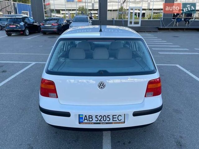 Білий Фольксваген Гольф, об'ємом двигуна 1.4 л та пробігом 226 тис. км за 4600 $, фото 18 на Automoto.ua