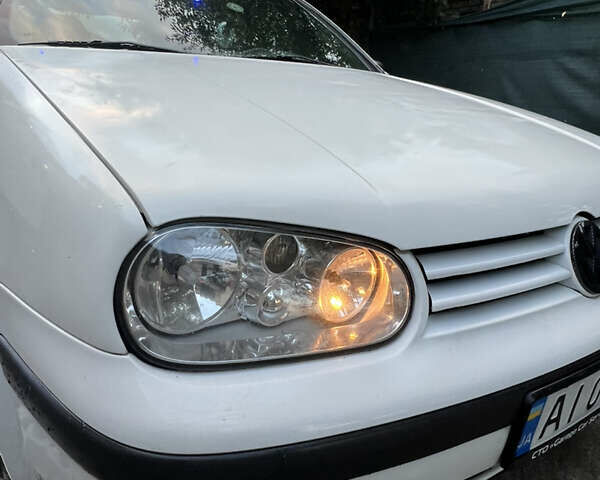 Фольксваген Гольф 1998 в Петропавловке на Automoto.ua Белый Фольксваген Гольф, объемом двигателя 1.59 л и пробегом 300 тыс. км за 4500 $, фото 24 на Automoto.ua