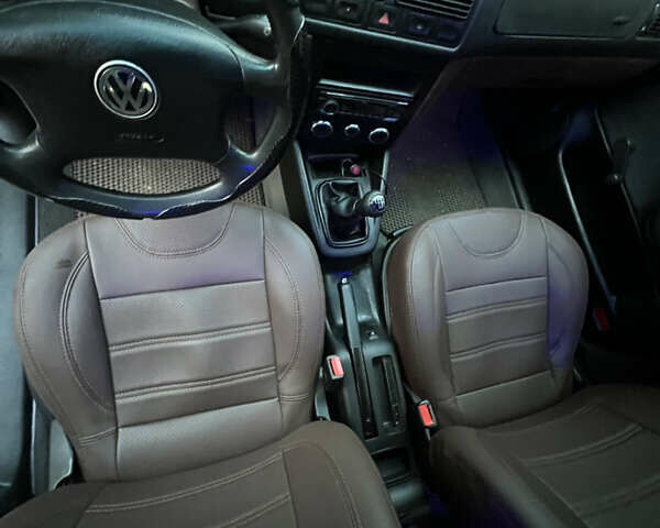 Фольксваген Гольф 1998 в Петропавловке на Automoto.ua Белый Фольксваген Гольф, объемом двигателя 1.59 л и пробегом 300 тыс. км за 4500 $, фото 30 на Automoto.ua