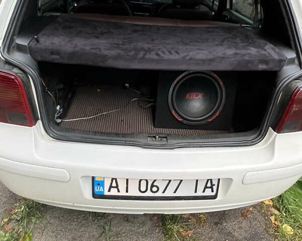 Фольксваген Гольф 1998 в Петропавловке на Automoto.ua Белый Фольксваген Гольф, объемом двигателя 1.59 л и пробегом 300 тыс. км за 4500 $, фото 11 на Automoto.ua