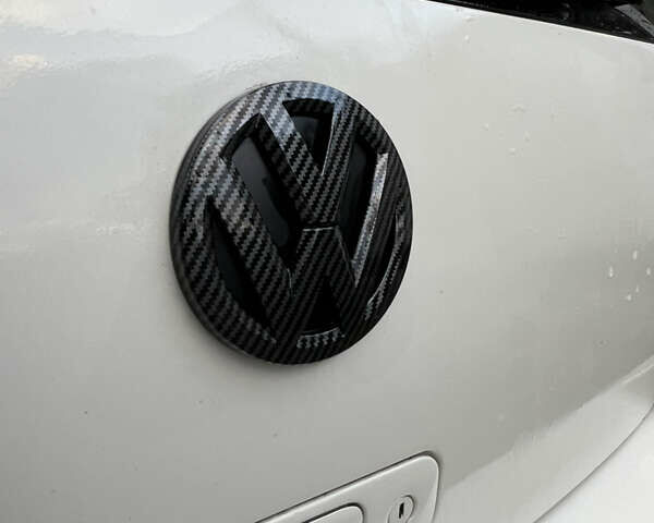 Фольксваген Гольф 1998 в Петропавловке на Automoto.ua Белый Фольксваген Гольф, объемом двигателя 1.59 л и пробегом 300 тыс. км за 4500 $, фото 8 на Automoto.ua