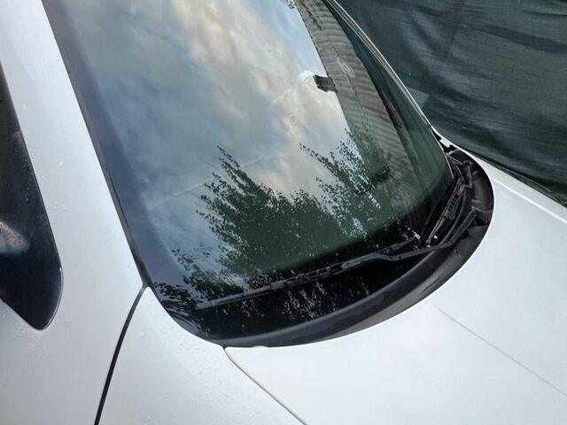 Белый Фольксваген Гольф, объемом двигателя 1.6 л и пробегом 301 тыс. км за 3500 $, фото 13 на Automoto.ua