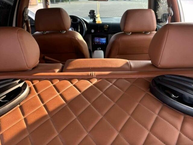 Белый Фольксваген Гольф, объемом двигателя 1.4 л и пробегом 263 тыс. км за 3700 $, фото 8 на Automoto.ua