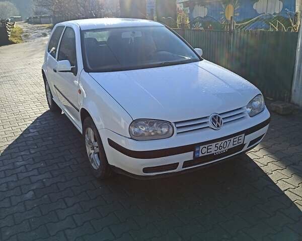 Белый Фольксваген Гольф, объемом двигателя 1.9 л и пробегом 3 тыс. км за 3000 $, фото 1 на Automoto.ua