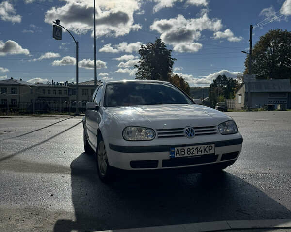 Фольксваген Гольф 2001 у Вінниці на Automoto.ua Білий Фольксваген Гольф, об'ємом двигуна 1.6 л та пробігом 220 тис. км за 5200 $, фото 7 на Automoto.ua