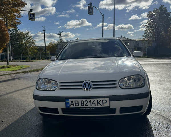 Фольксваген Гольф 2001 у Вінниці на Automoto.ua Білий Фольксваген Гольф, об'ємом двигуна 1.6 л та пробігом 220 тис. км за 5200 $, фото 5 на Automoto.ua