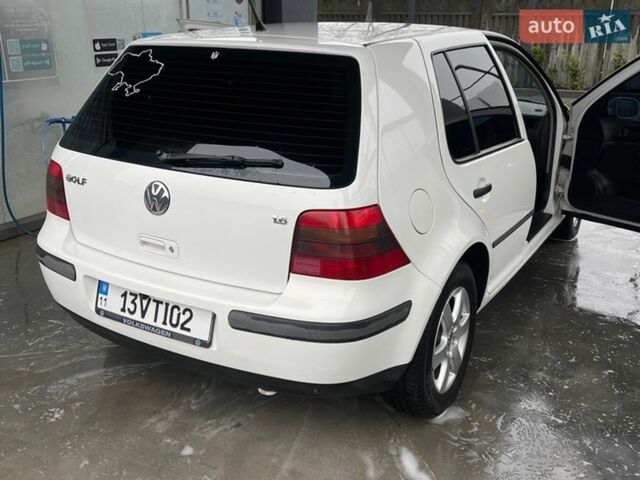 Білий Фольксваген Гольф, об'ємом двигуна 1.6 л та пробігом 366 тис. км за 4300 $, фото 4 на Automoto.ua