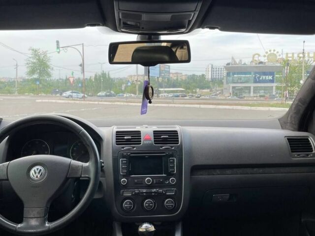 Белый Фольксваген Гольф, объемом двигателя 2 л и пробегом 380 тыс. км за 3200 $, фото 7 на Automoto.ua