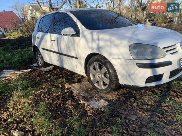 Белый Фольксваген Гольф, объемом двигателя 1.97 л и пробегом 290 тыс. км за 5300 $, фото 7 на Automoto.ua