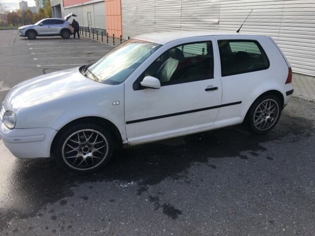 Белый Фольксваген Гольф, объемом двигателя 0 л и пробегом 3 тыс. км за 2100 $, фото 4 на Automoto.ua