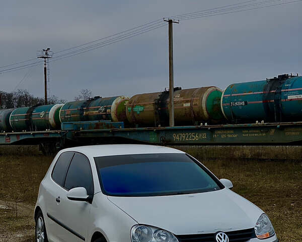 Білий Фольксваген Гольф, об'ємом двигуна 1.6 л та пробігом 280 тис. км за 4500 $, фото 8 на Automoto.ua