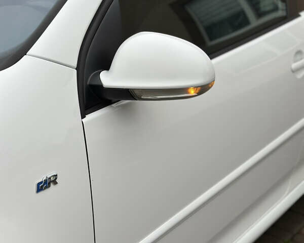 Белый Фольксваген Гольф, объемом двигателя 1.6 л и пробегом 215 тыс. км за 6500 $, фото 52 на Automoto.ua