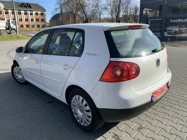 Білий Фольксваген Гольф, об'ємом двигуна 1.4 л та пробігом 180 тис. км за 5750 $, фото 7 на Automoto.ua