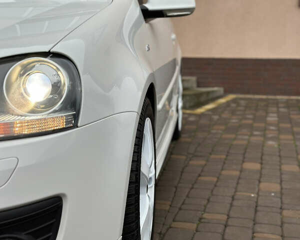 Белый Фольксваген Гольф, объемом двигателя 1.6 л и пробегом 215 тыс. км за 6500 $, фото 49 на Automoto.ua