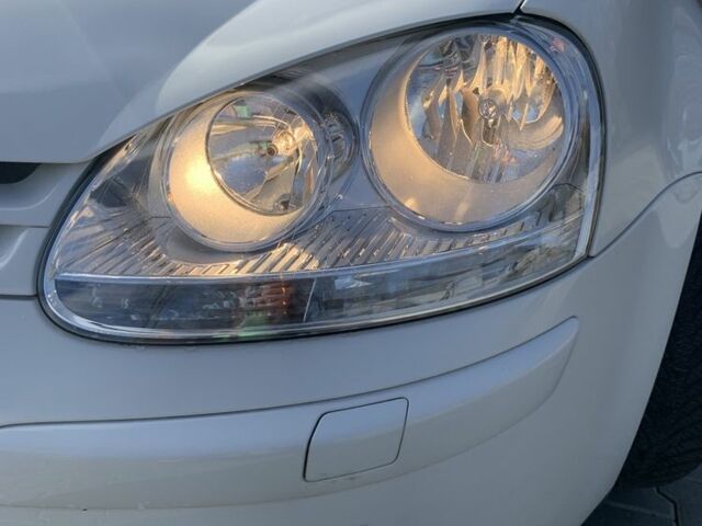 Білий Фольксваген Гольф, об'ємом двигуна 1.4 л та пробігом 180 тис. км за 5750 $, фото 16 на Automoto.ua