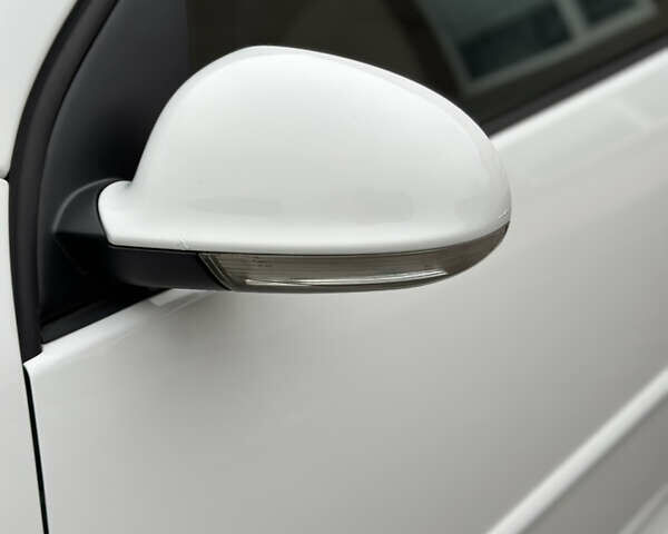 Белый Фольксваген Гольф, объемом двигателя 1.6 л и пробегом 215 тыс. км за 6500 $, фото 53 на Automoto.ua