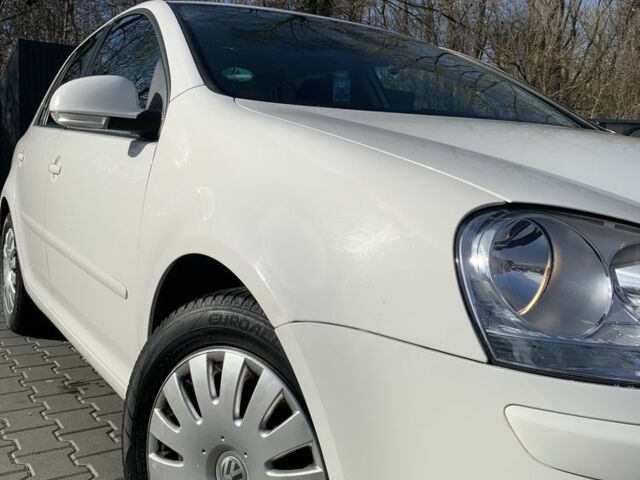 Білий Фольксваген Гольф, об'ємом двигуна 1.4 л та пробігом 180 тис. км за 5750 $, фото 19 на Automoto.ua