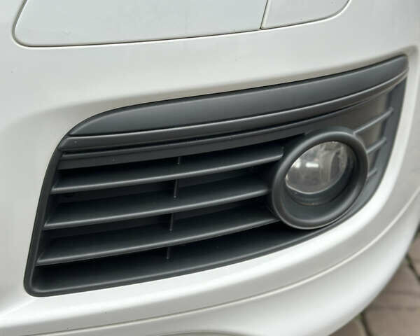 Белый Фольксваген Гольф, объемом двигателя 1.6 л и пробегом 215 тыс. км за 6500 $, фото 62 на Automoto.ua