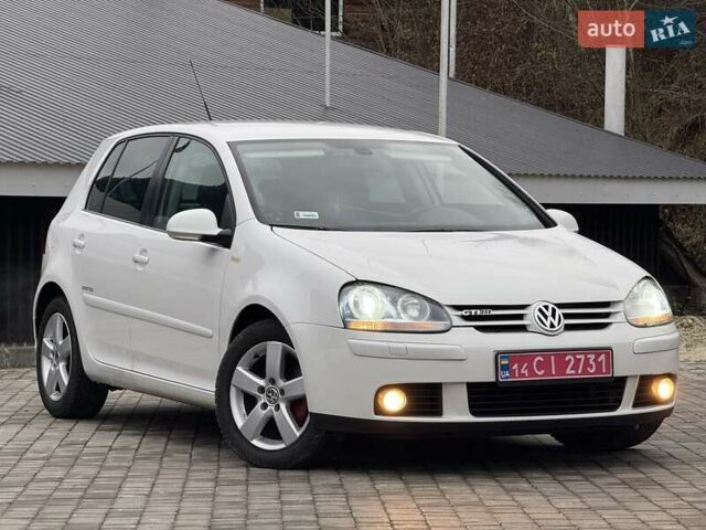 Белый Фольксваген Гольф, объемом двигателя 1.4 л и пробегом 195 тыс. км за 7200 $, фото 1 на Automoto.ua