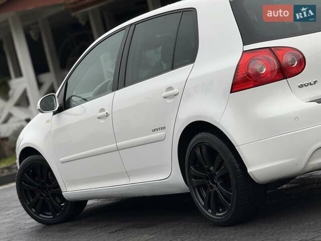 Білий Фольксваген Гольф, об'ємом двигуна 1.4 л та пробігом 196 тис. км за 7250 $, фото 38 на Automoto.ua