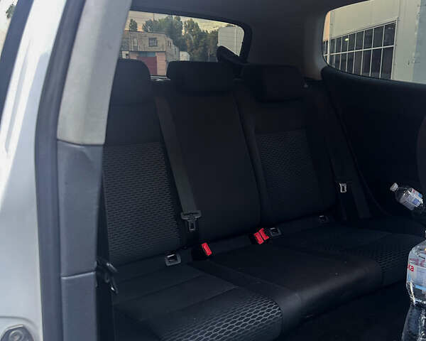 Білий Фольксваген Гольф, об'ємом двигуна 1.39 л та пробігом 260 тис. км за 6300 $, фото 24 на Automoto.ua