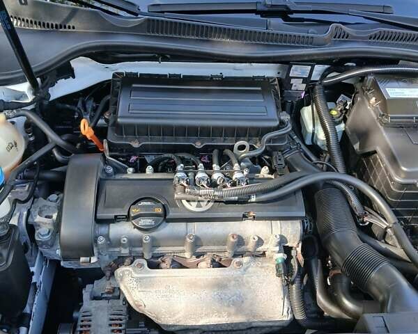 Білий Фольксваген Гольф, об'ємом двигуна 1.39 л та пробігом 187 тис. км за 7150 $, фото 8 на Automoto.ua