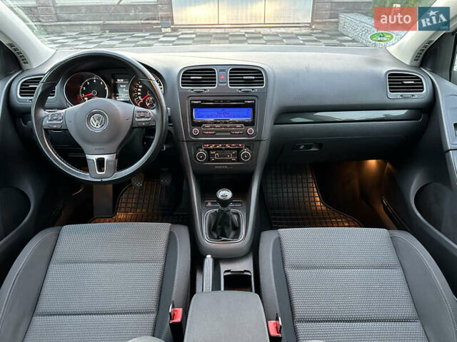 Белый Фольксваген Гольф, объемом двигателя 1.8 л и пробегом 103 тыс. км за 8500 $, фото 73 на Automoto.ua