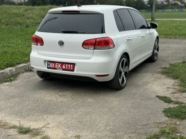 Білий Фольксваген Гольф, об'ємом двигуна 1.8 л та пробігом 250 тис. км за 7800 $, фото 1 на Automoto.ua