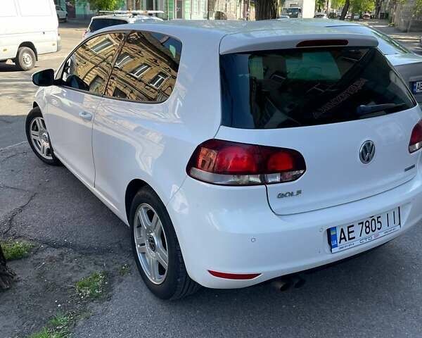 Білий Фольксваген Гольф, об'ємом двигуна 1.39 л та пробігом 189 тис. км за 8000 $, фото 19 на Automoto.ua