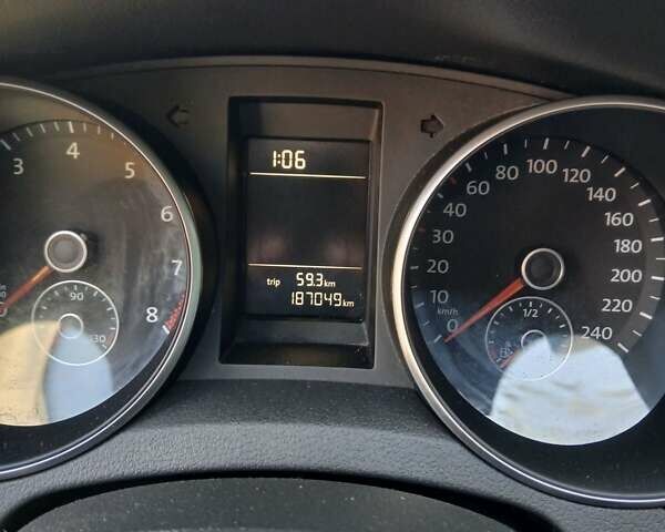 Білий Фольксваген Гольф, об'ємом двигуна 1.39 л та пробігом 187 тис. км за 7150 $, фото 3 на Automoto.ua