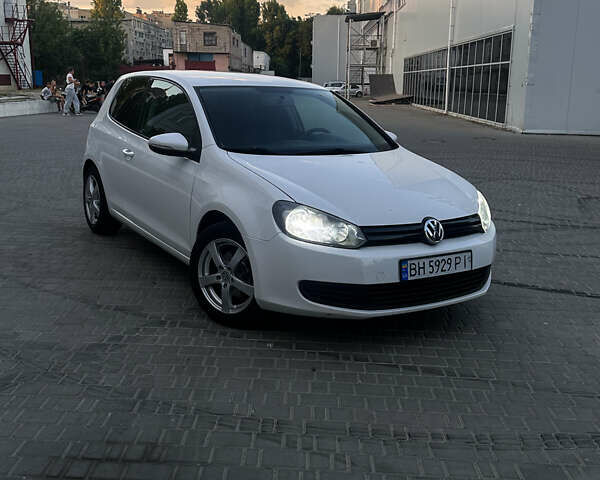 Білий Фольксваген Гольф, об'ємом двигуна 1.39 л та пробігом 260 тис. км за 6300 $, фото 42 на Automoto.ua